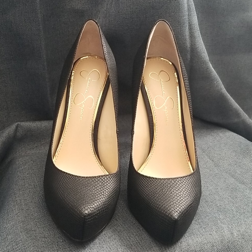 Jessica Simpson Pumps